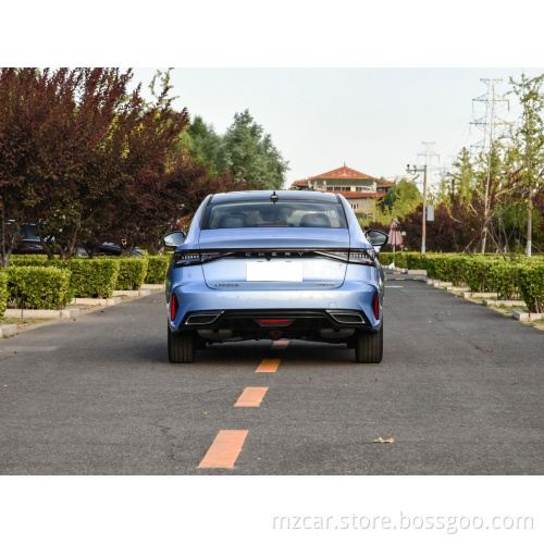 2023 Chery Automobile Airuize 8 Benzinevoertuig Auto Groothandel 1.6t DCT Versie Vier deuren Vijf stoelen Chery Arizer 8